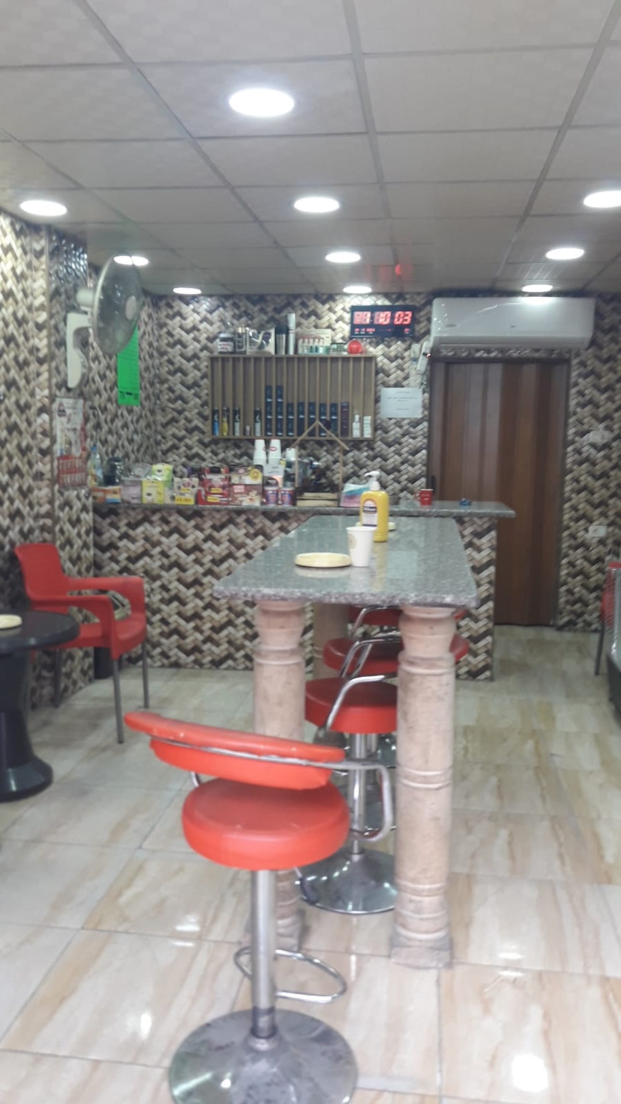 Tia Cafe - yazqn swaidan