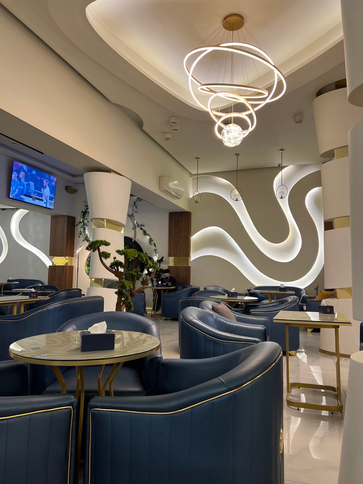 Rich Cafe and restaurants