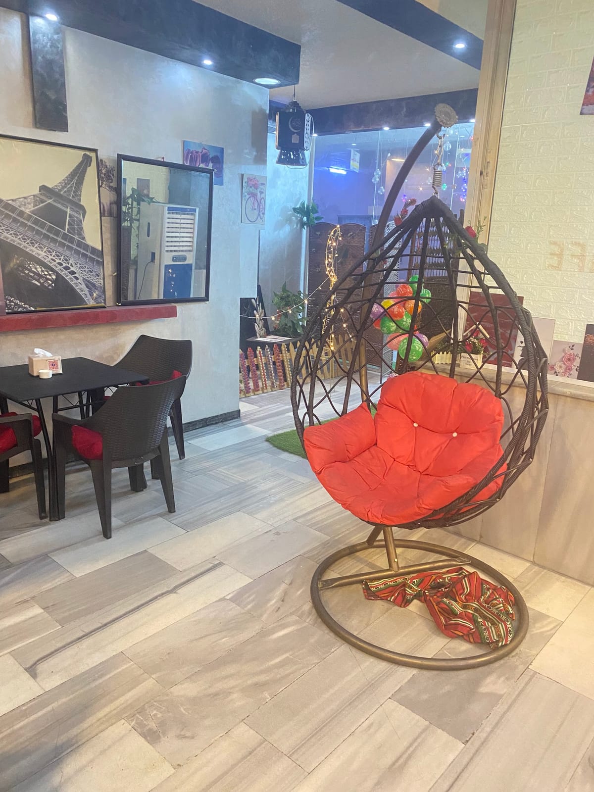 Red rose cafe