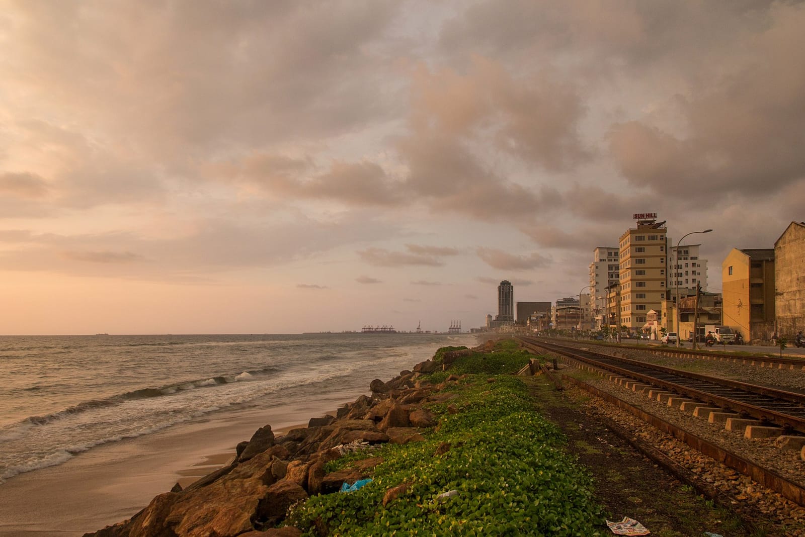 A Healing Café - MaRadha Colombo photo 5