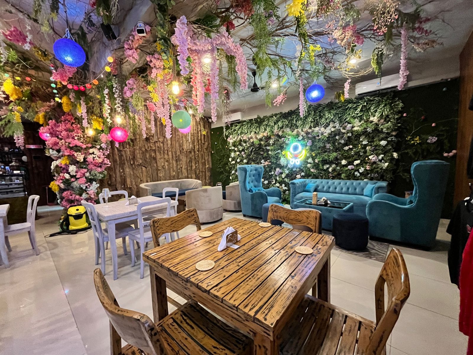 Ibson's Choice Cafe 2.0