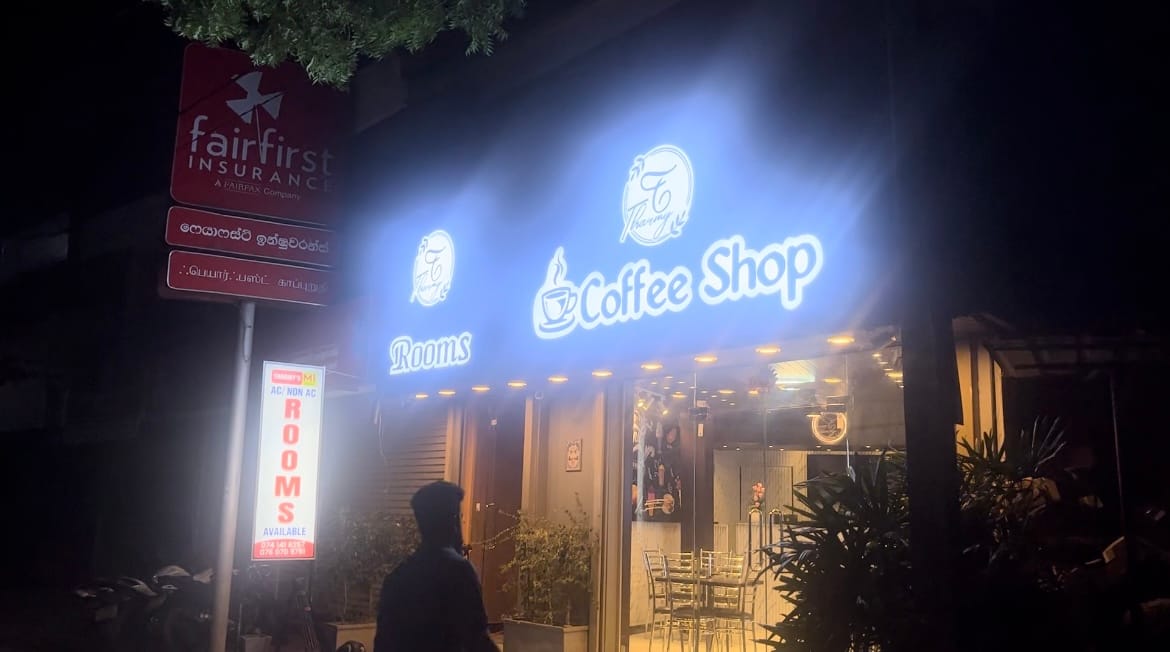 Tharmy coffee shop and burgers