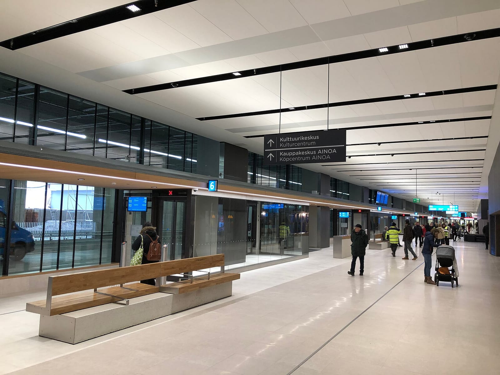 Robert's Coffee Tapiola Stockmann photo 2