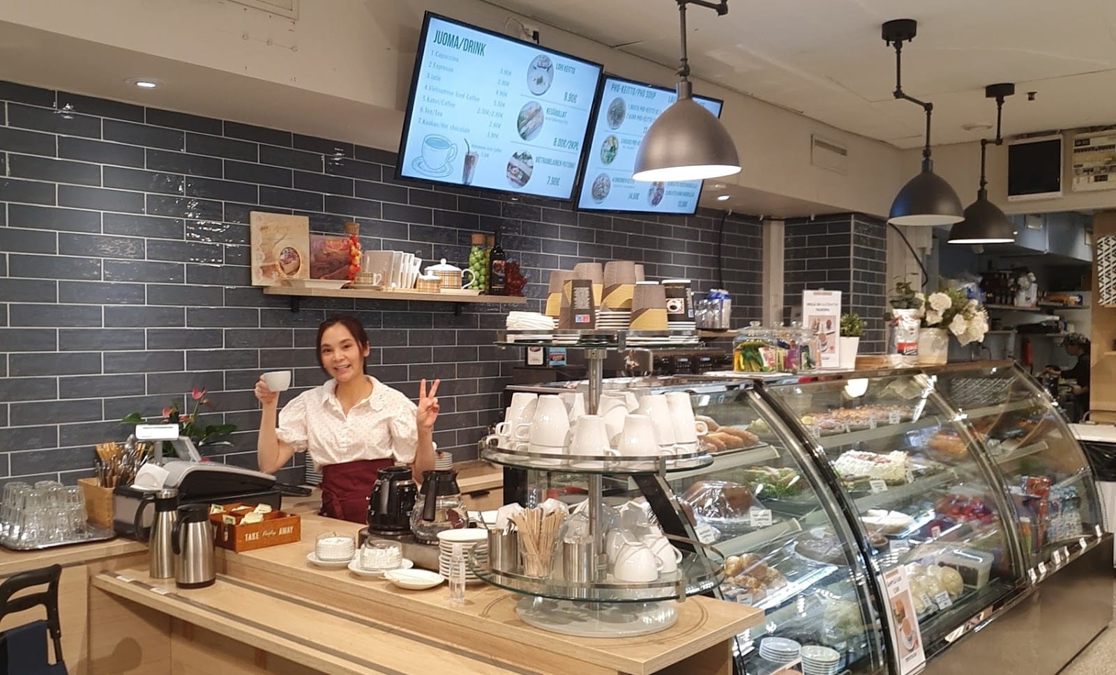 Cafe Metro (To Thu)