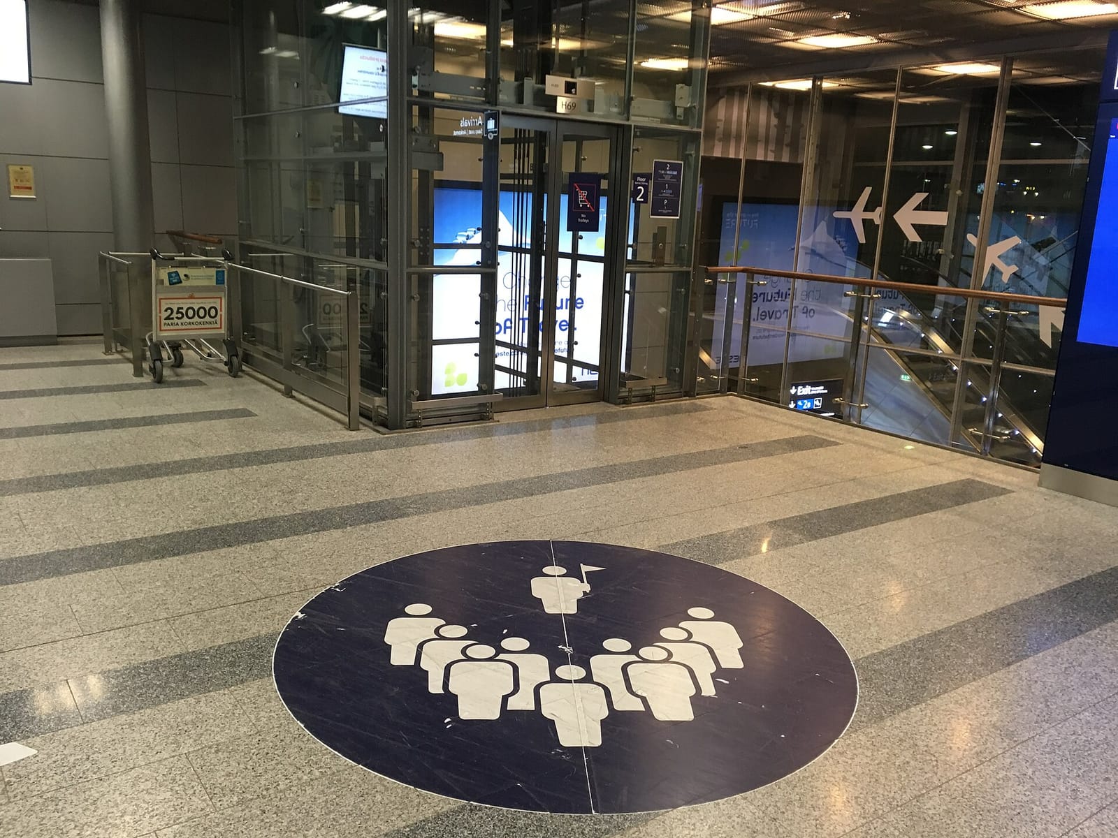 Espresso House Helsinki-Vantaa Airport Gate 29 photo 4