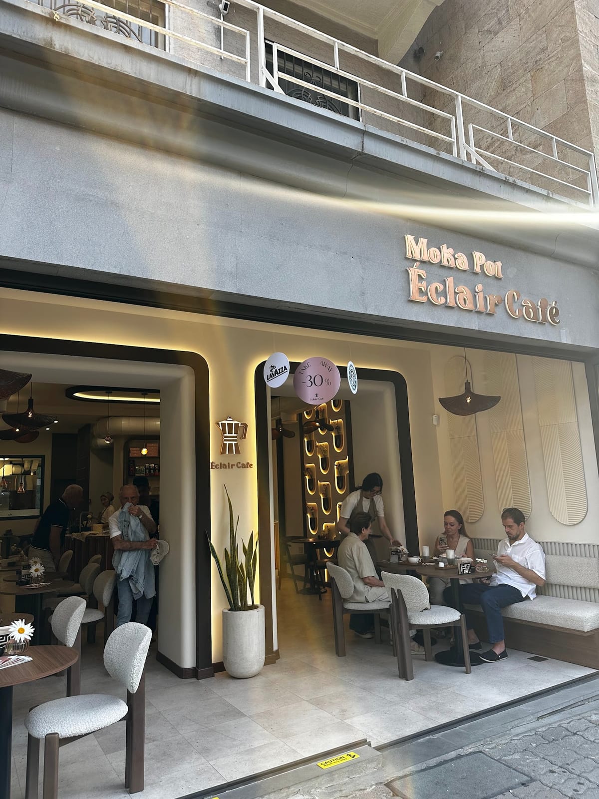 Moka Pot Eclair Cafe