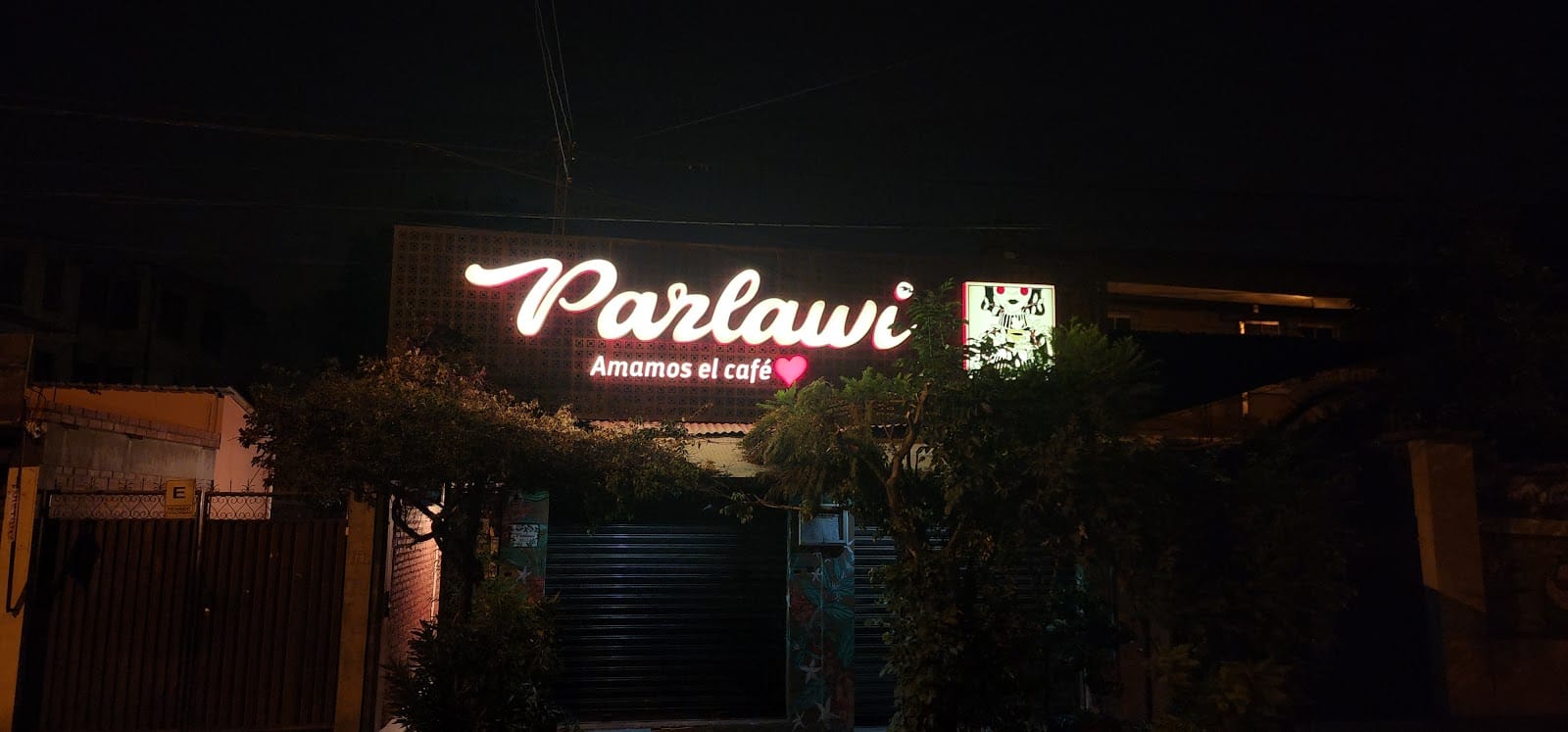 PARLAWI CAFE & LAB