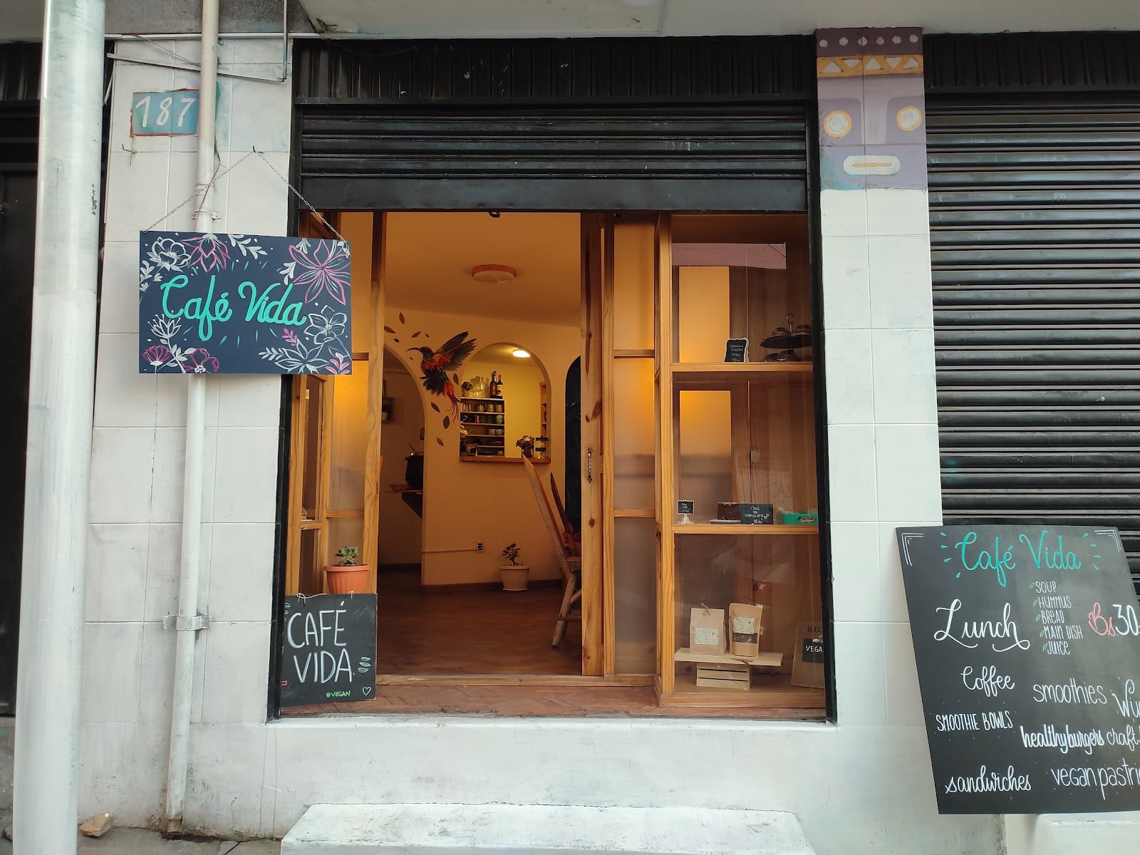 Cafe Vida & Healthy Restaurant La Paz