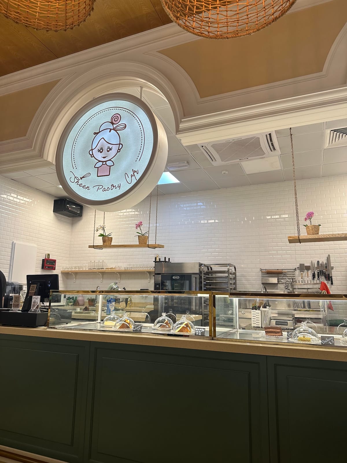 Sheen Pastry Cafe
