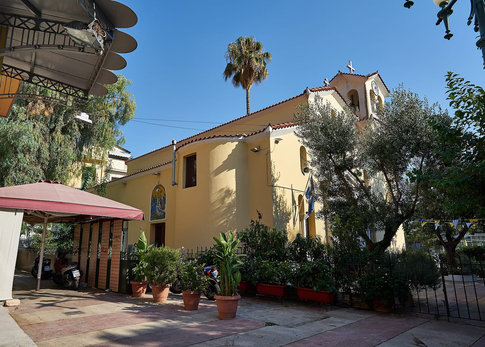 ELLYZ Cafe Athens photo 8