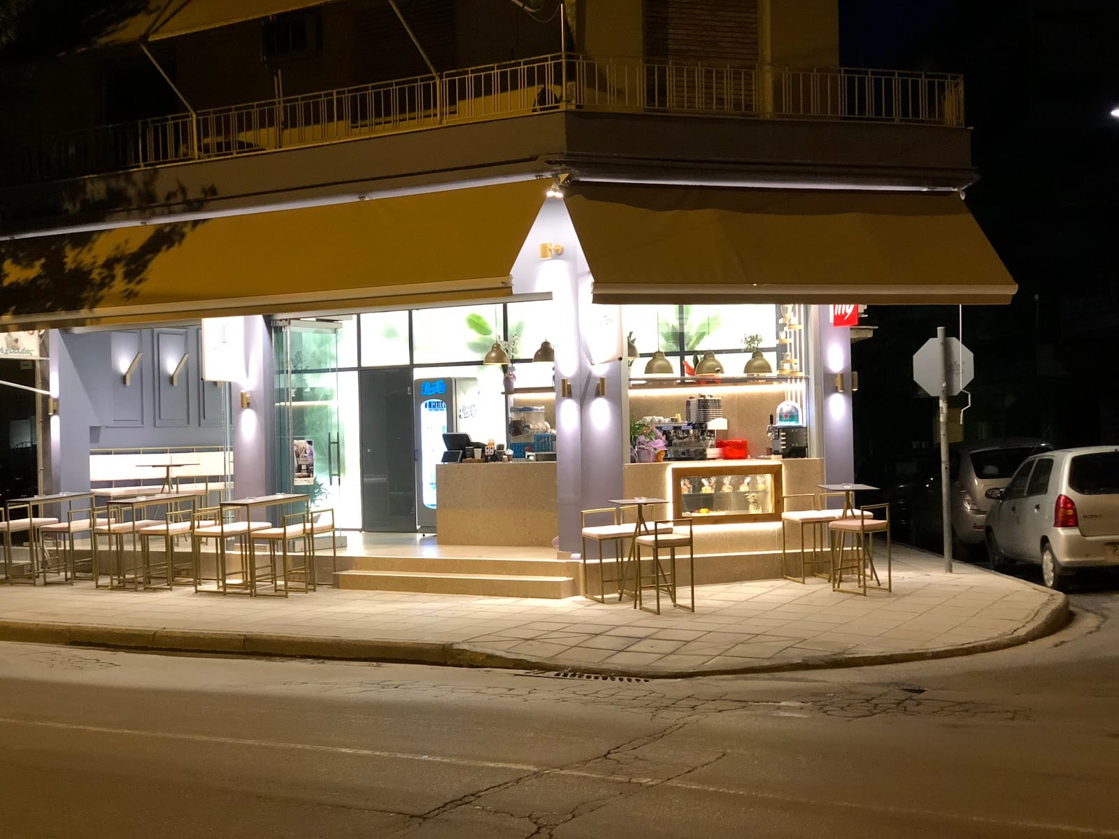 WELCOME WAKE UP ESPRESSO BAR
