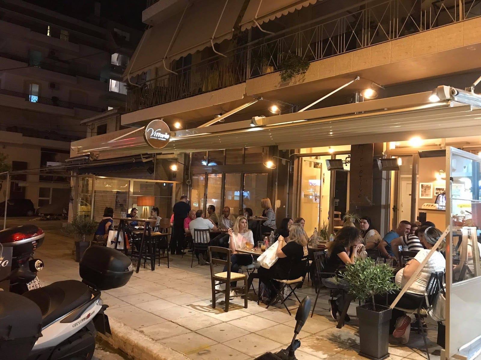 Αλουστίνα Cafe