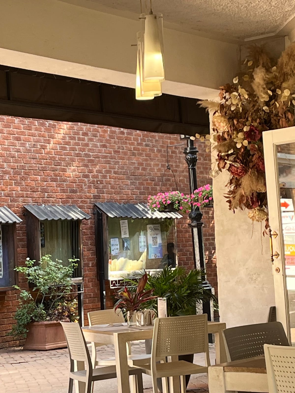 Café Pistachio
