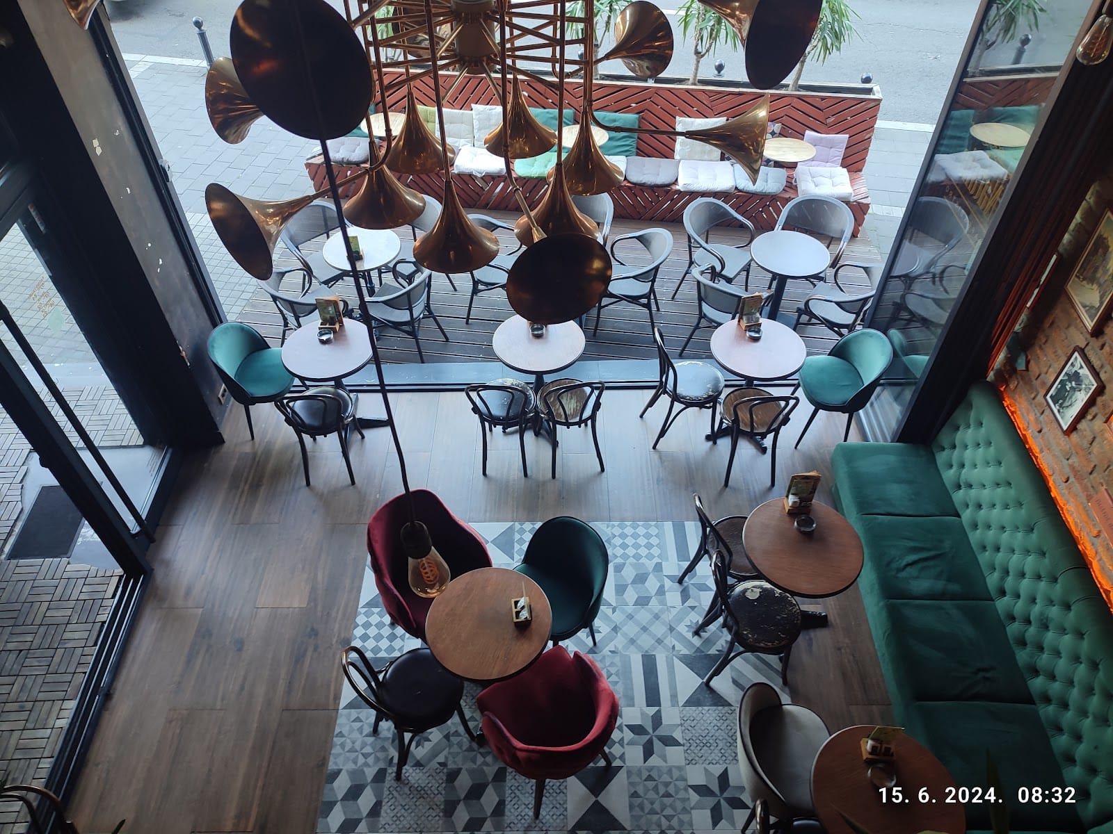Natalie - Cafe & Bistro