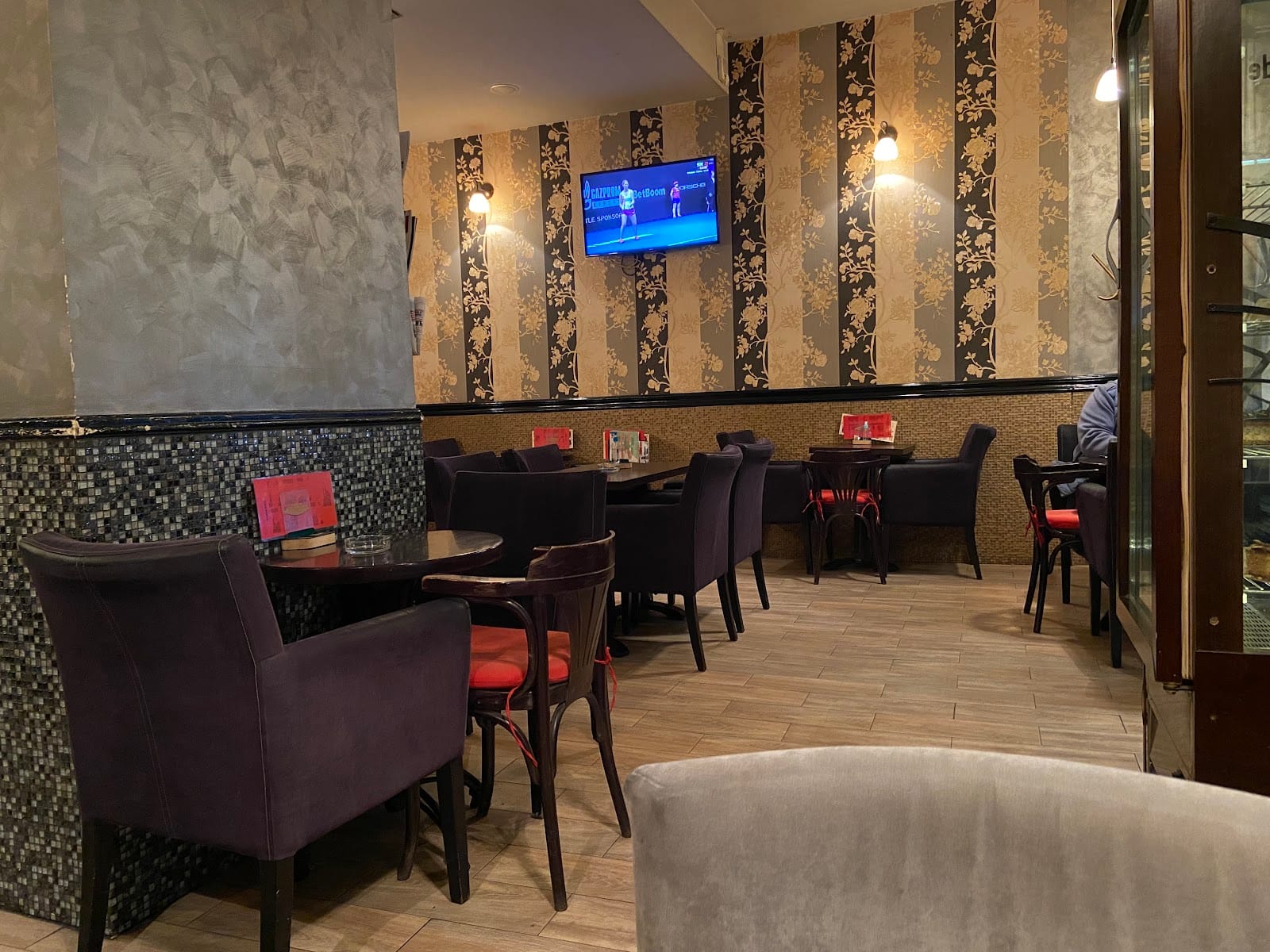 Cafe Bar Hedonist