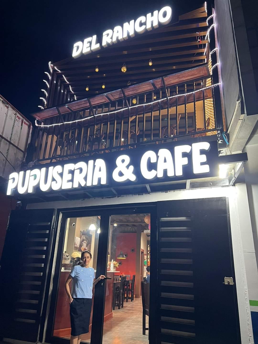 DEL RANCHO PUPUSERIA & CAFE