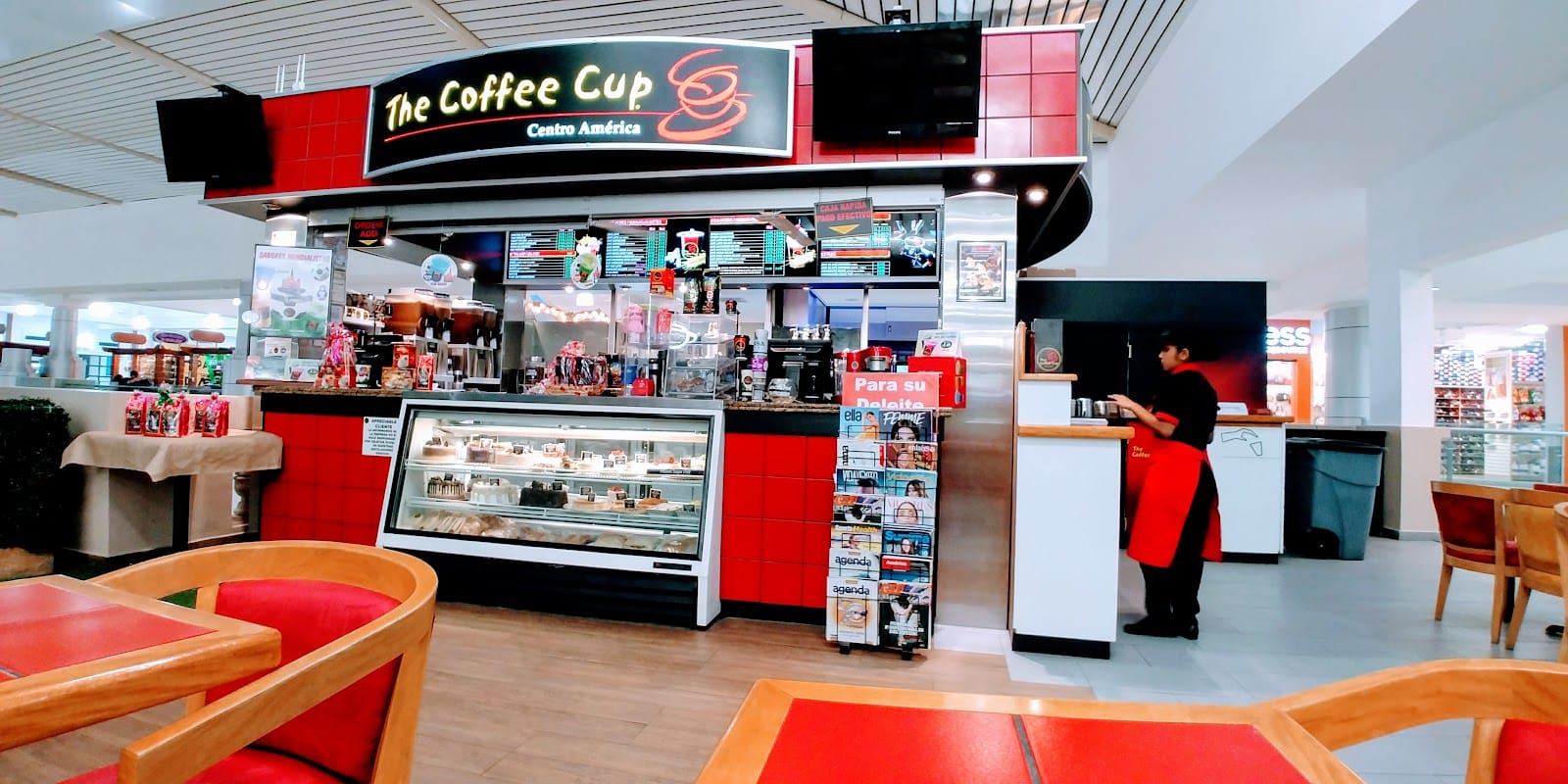 The Coffee Cup • Galerías