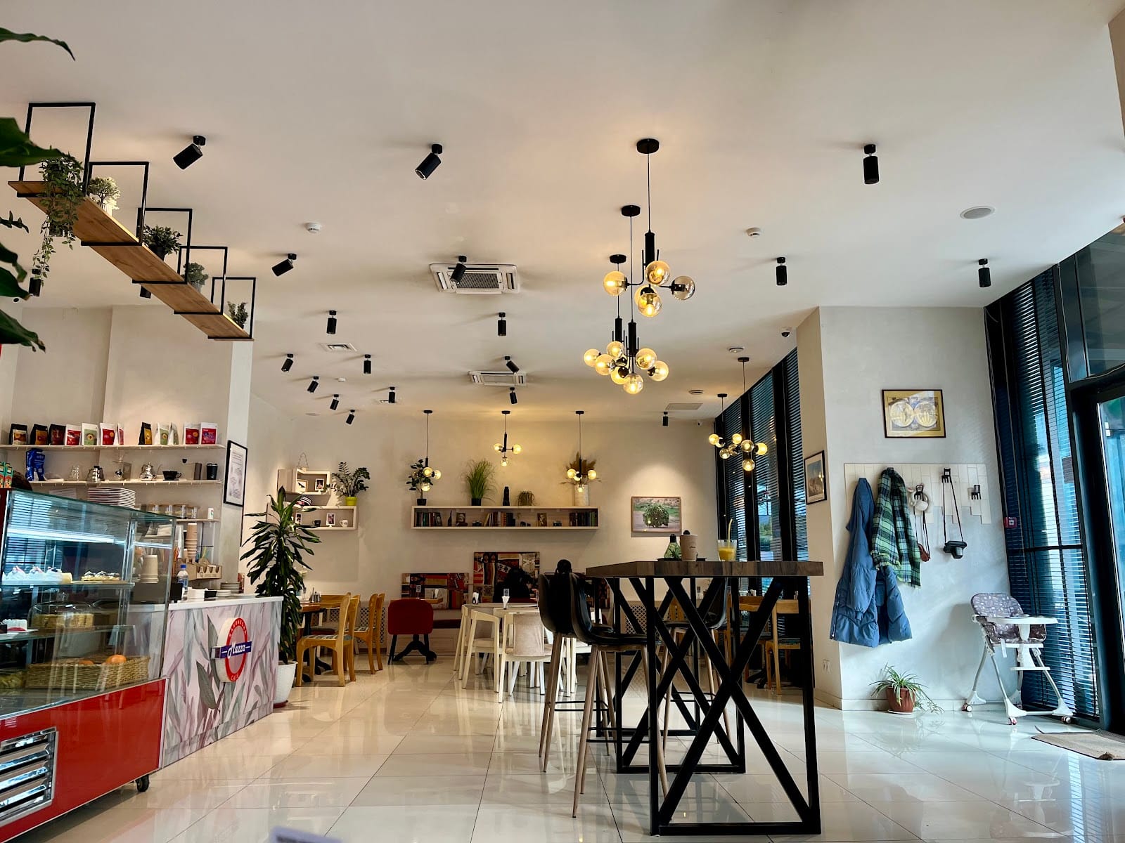 Mazza Cafe