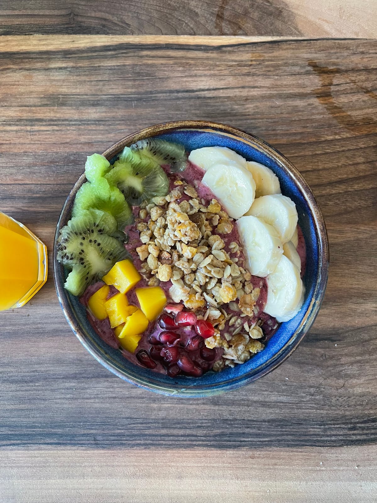 Izzy's Coffee and Brunch photo 2