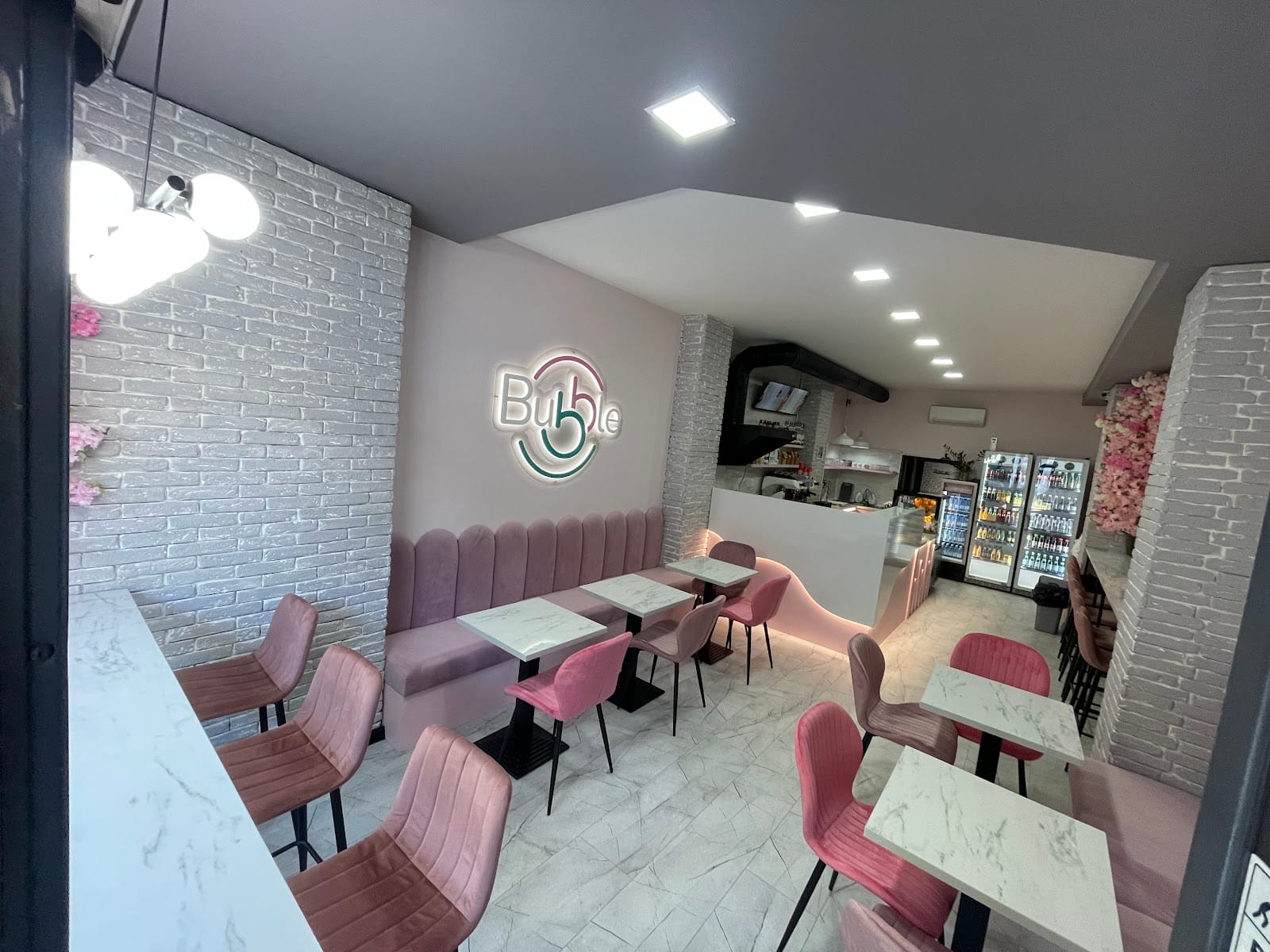 Bubble cafe’
