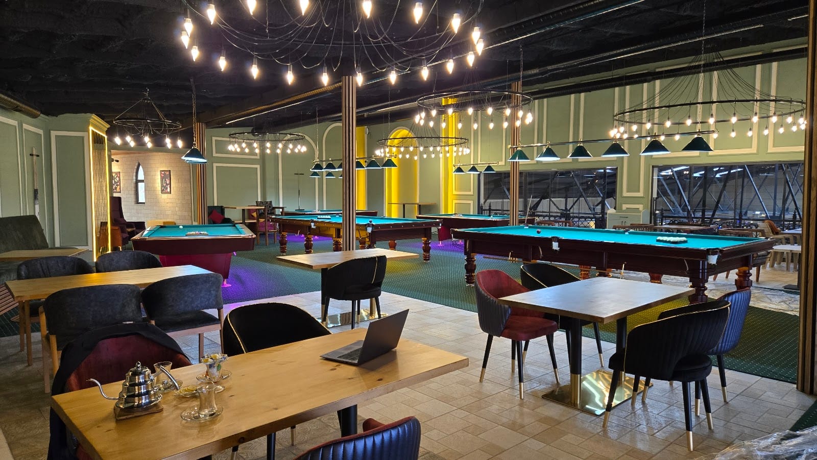Balcony Billiard Cafe Ganja