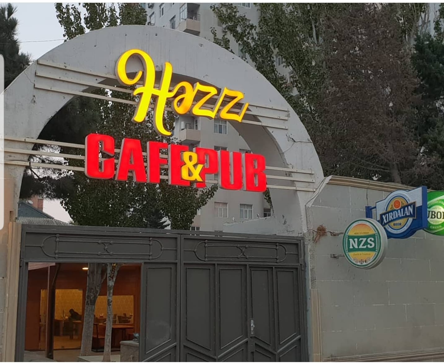 HƏZZ Cafe & Pub