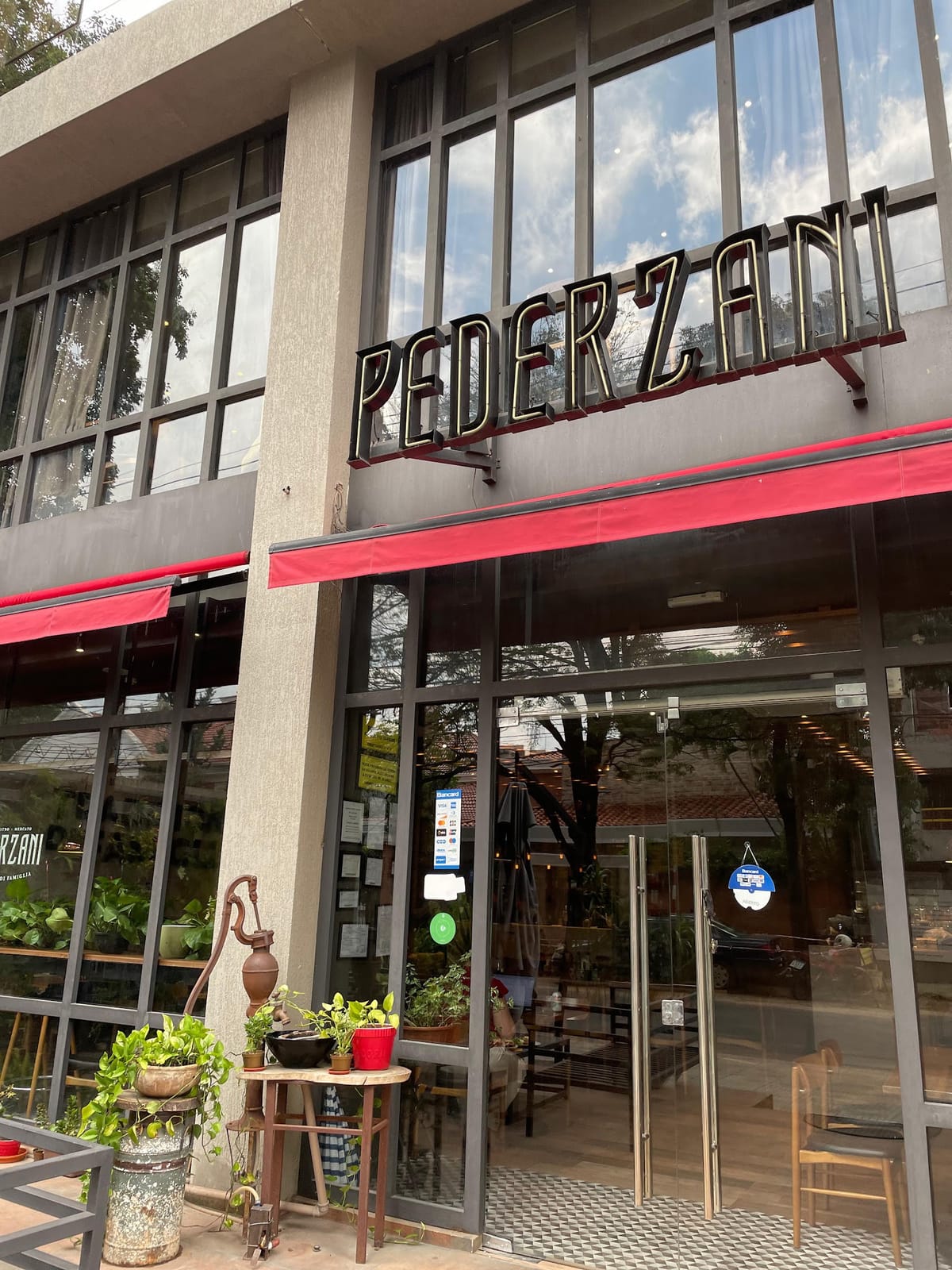 Pederzani Caffè Bistro Mercato