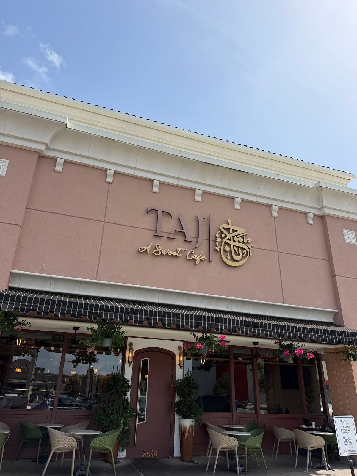 Taj A Sweet Cafe