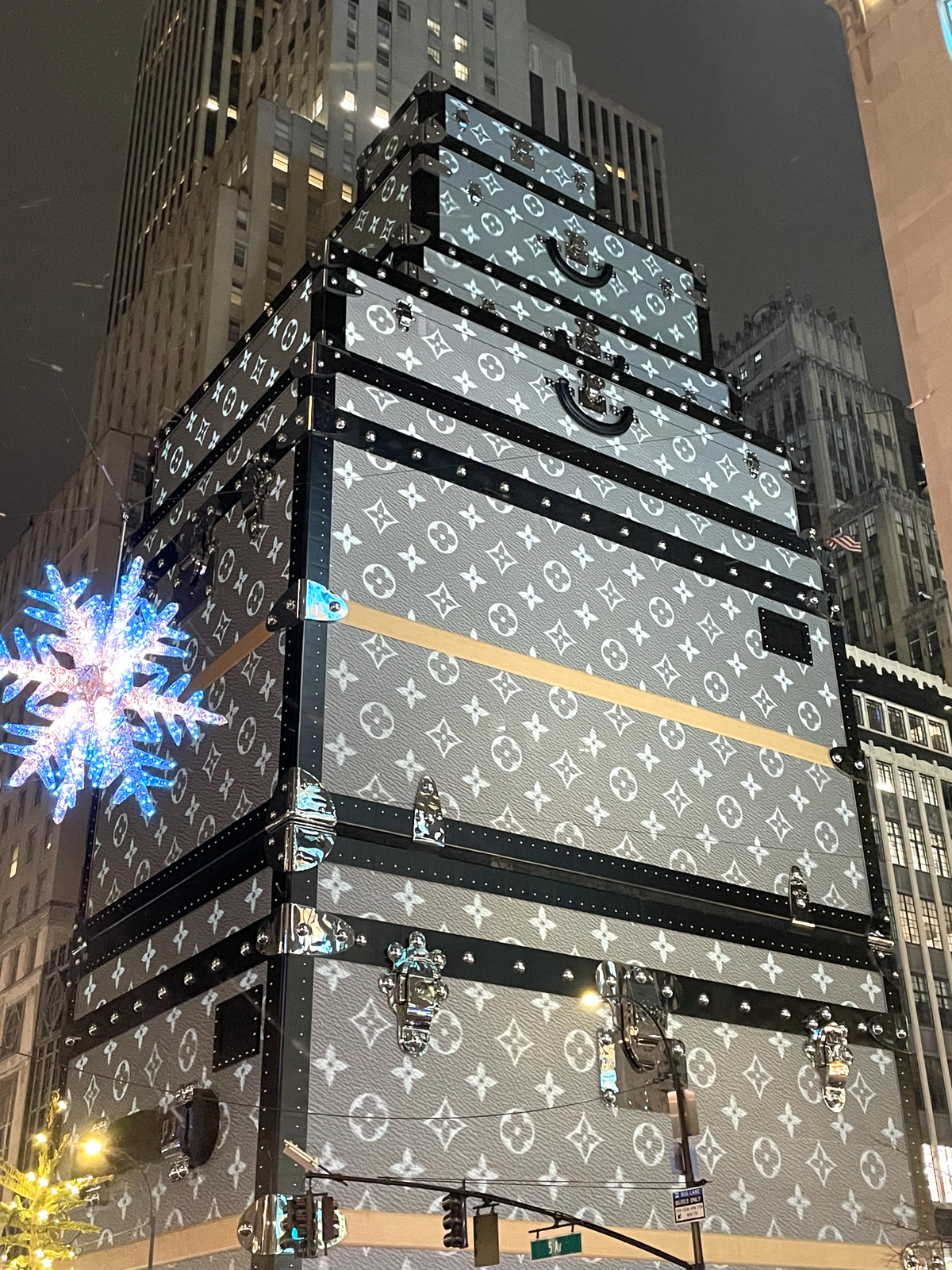 Le Café Louis Vuitton NYC photo 3