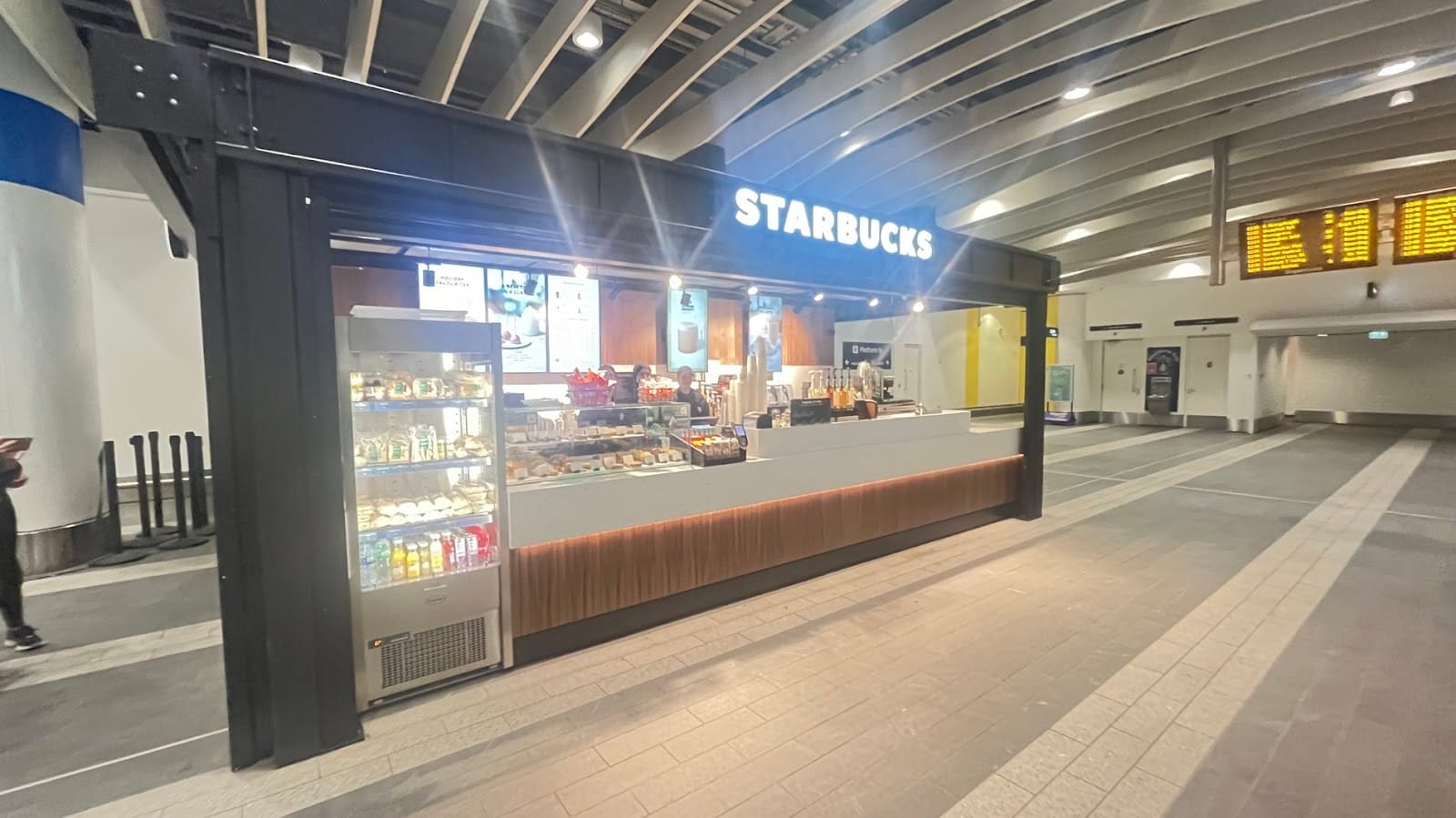 Starbucks Coffee Birmingham New Street 3