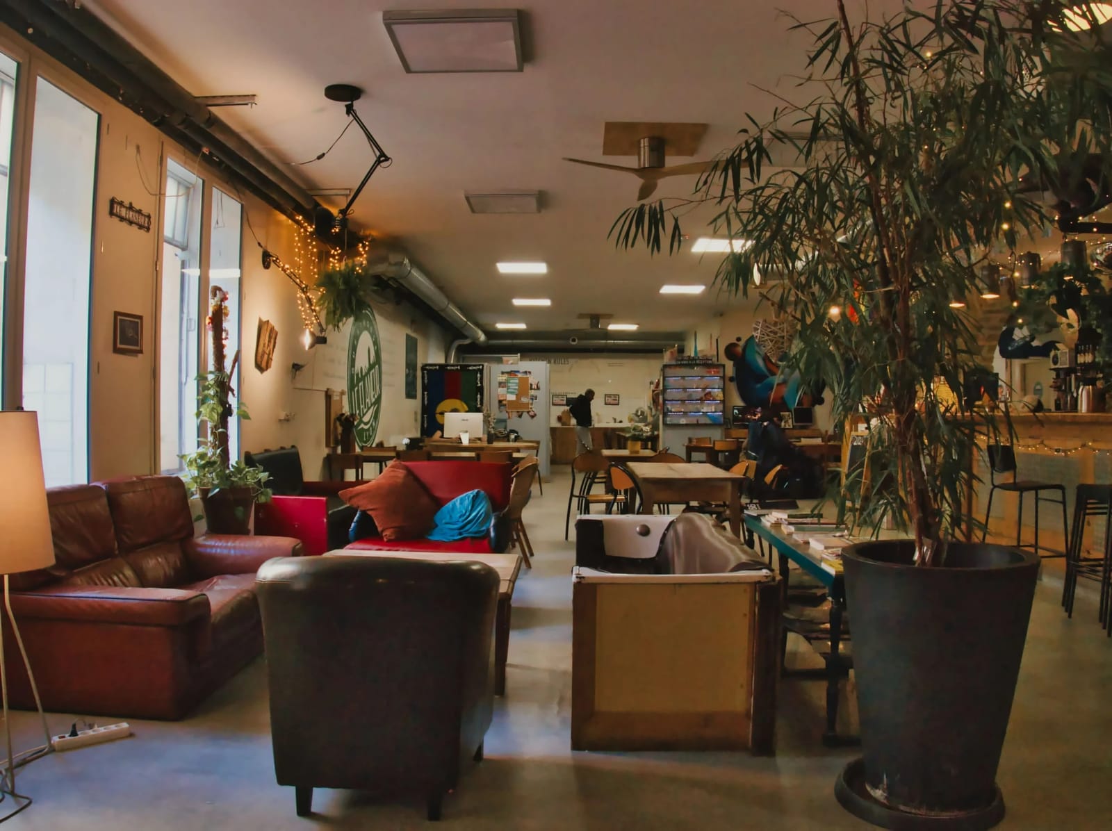 Le Flâneur bar & café photo 4