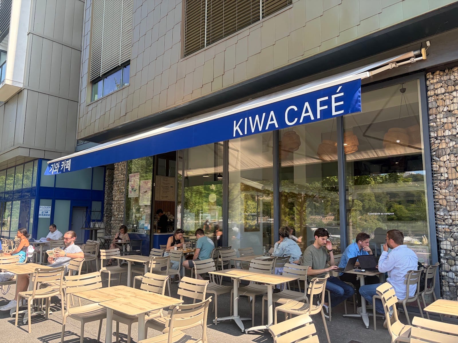 Kiwa café