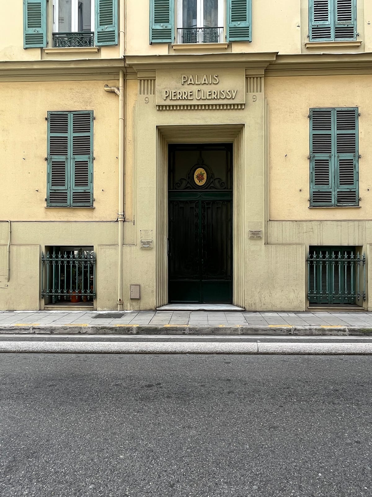 Maison Karlie photo 2