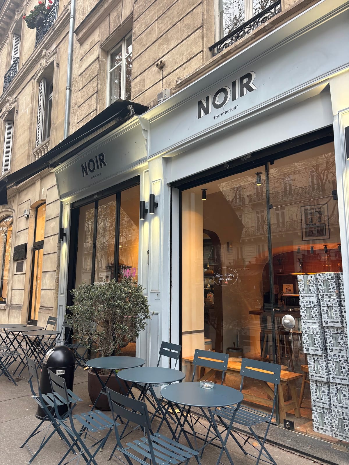 Noir Coffee Shop - Saint-Augustin