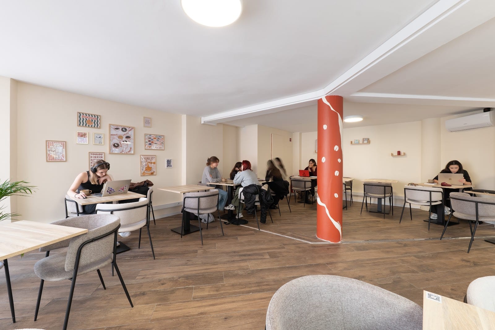 NOMA Café Coworking & Afterwork Tapas