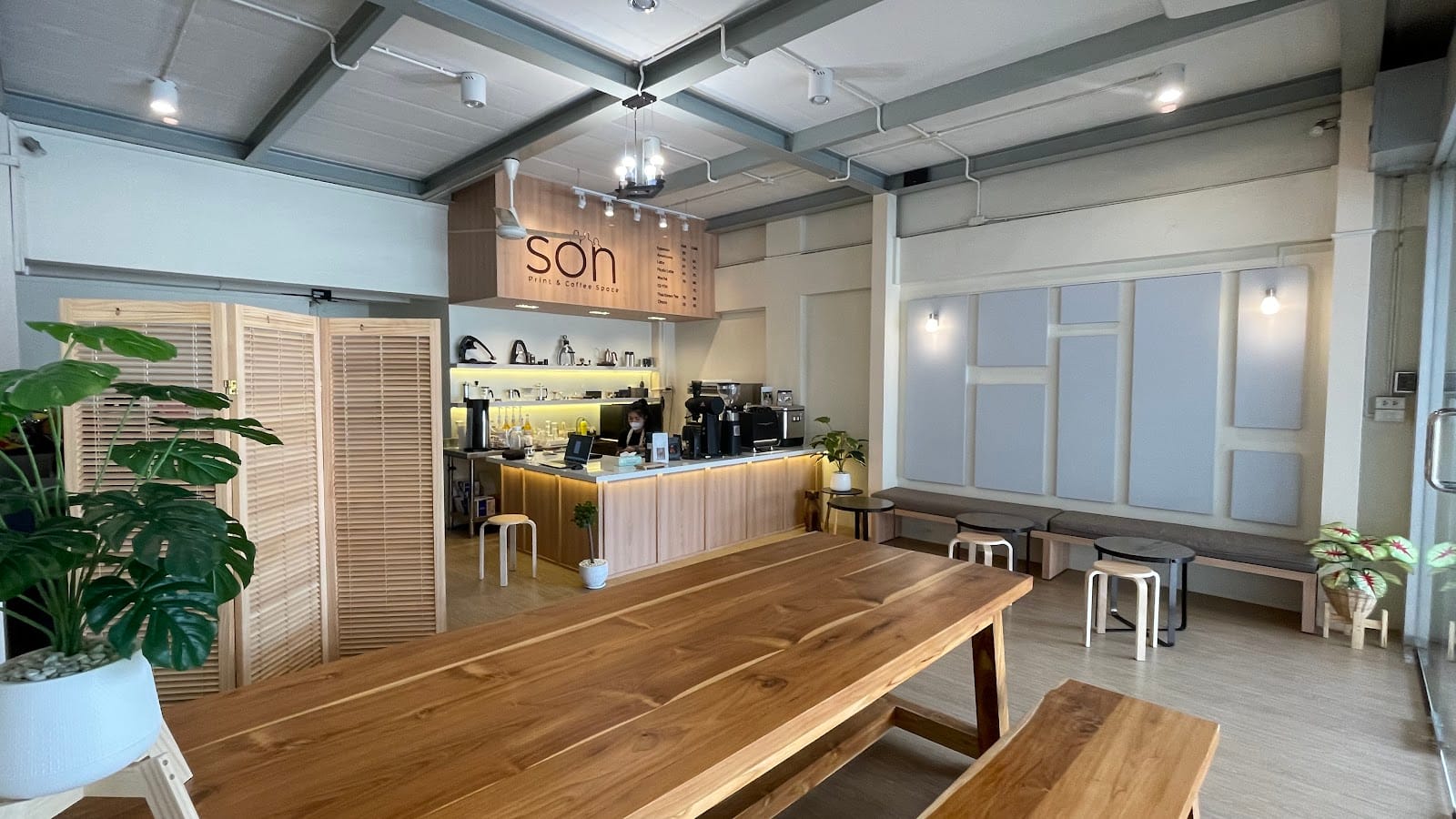 Son print & coffee space