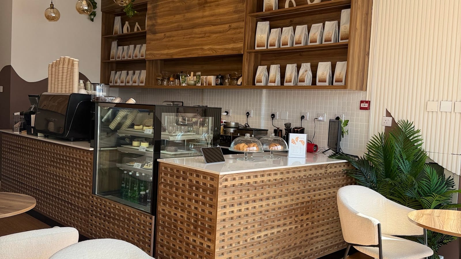 Frenzy cafe