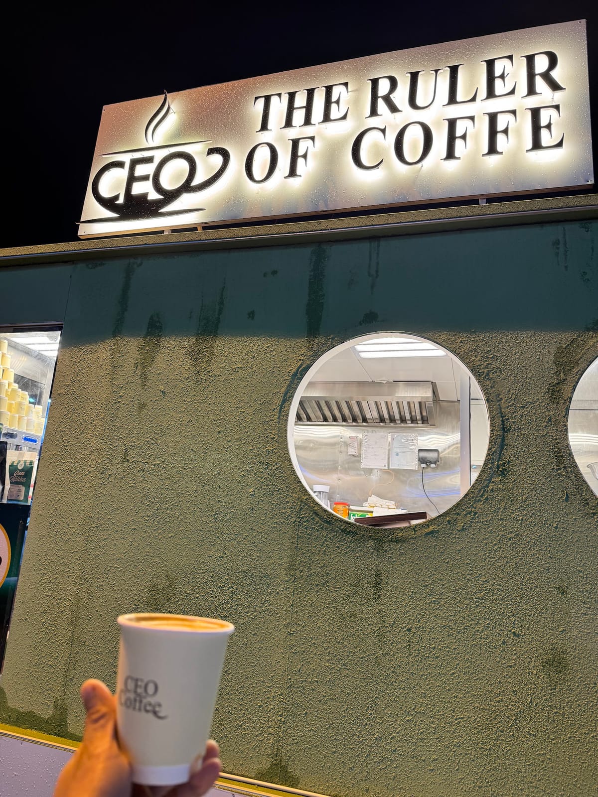CEO THE RULER OF COFFE