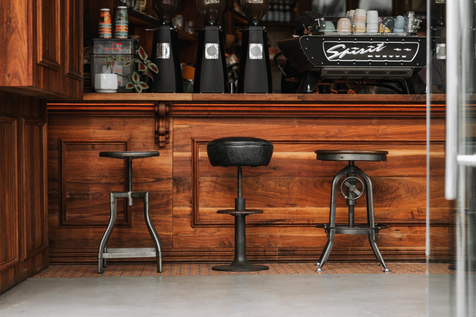 Pedja's Kraft Koffee - Coffee Roastery, Specialty Coffee Beans, Breakfast, Pizza & More photo 5