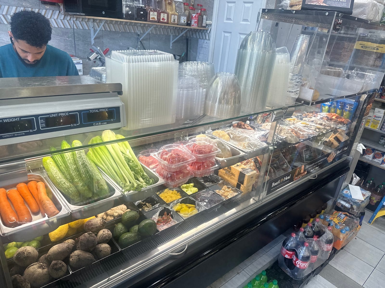 Tot deli & convince