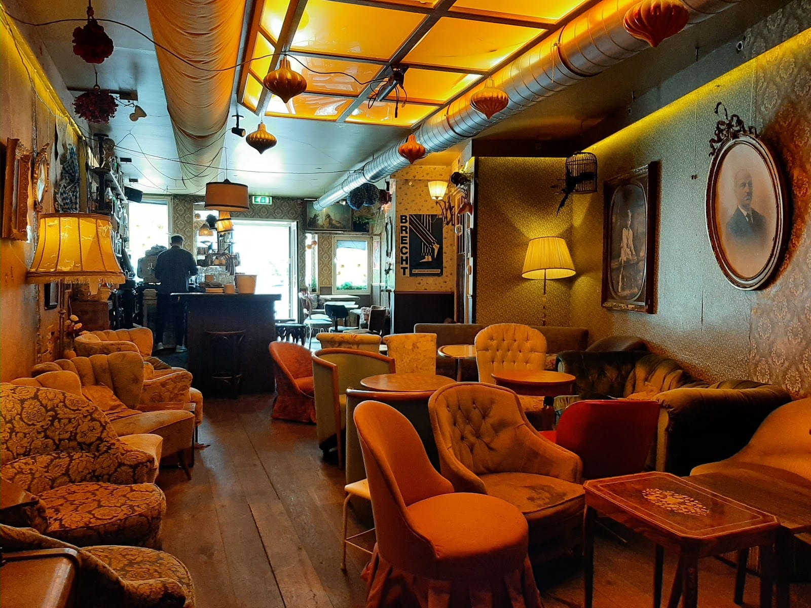 Café Brecht