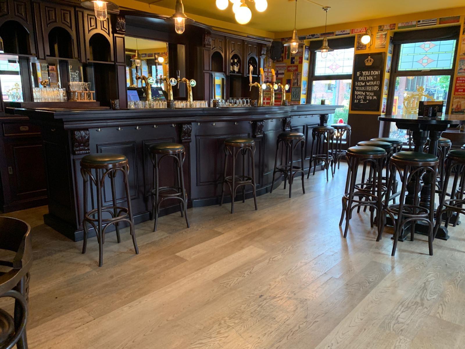 Café the Crown photo 3