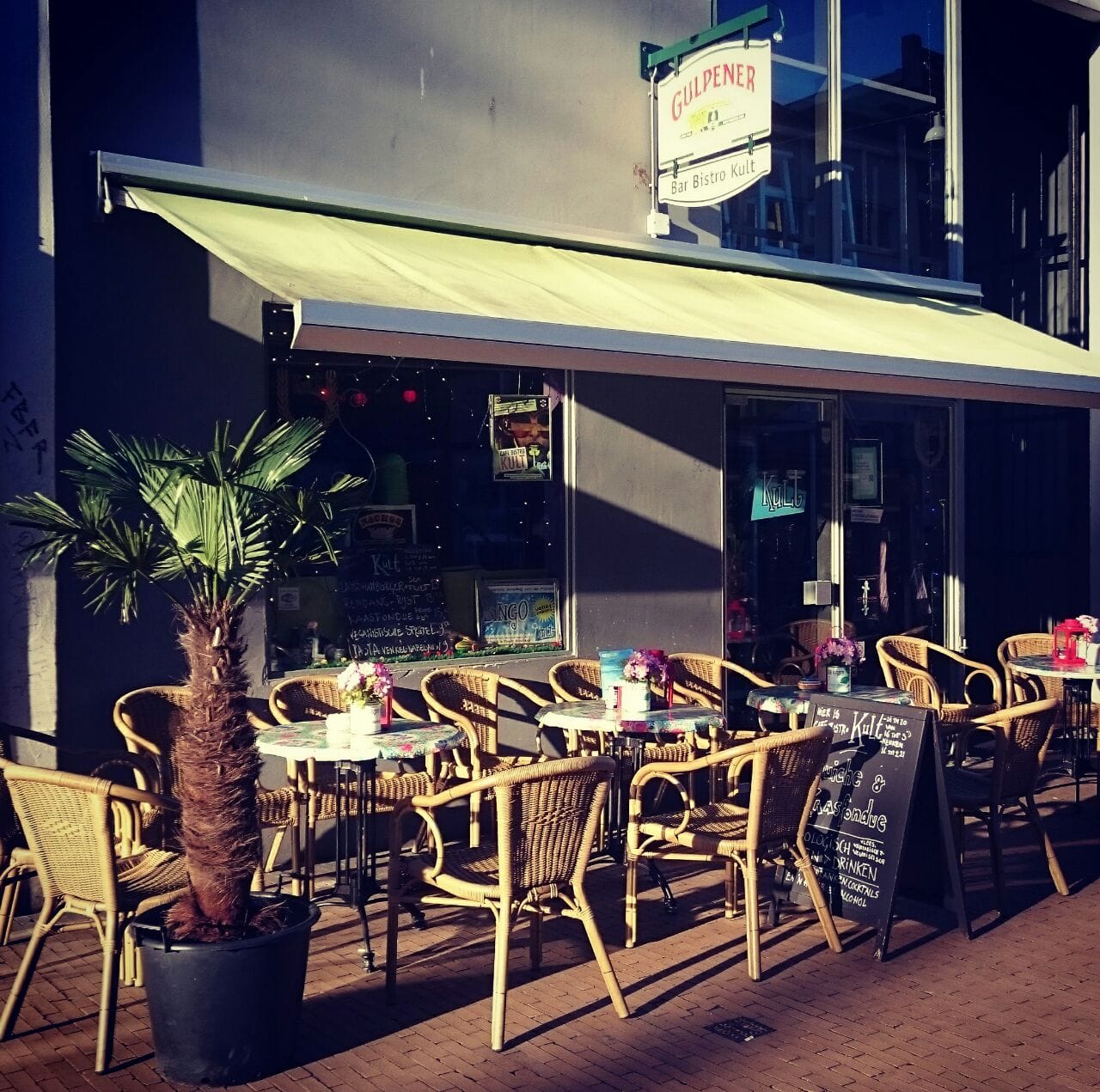 Café-Bistro Kult