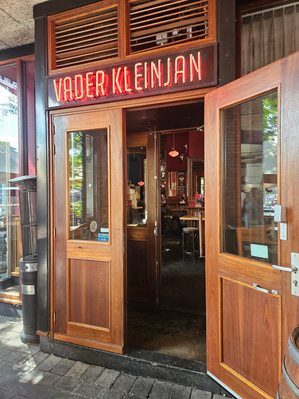 Vader Kleinjan Café
