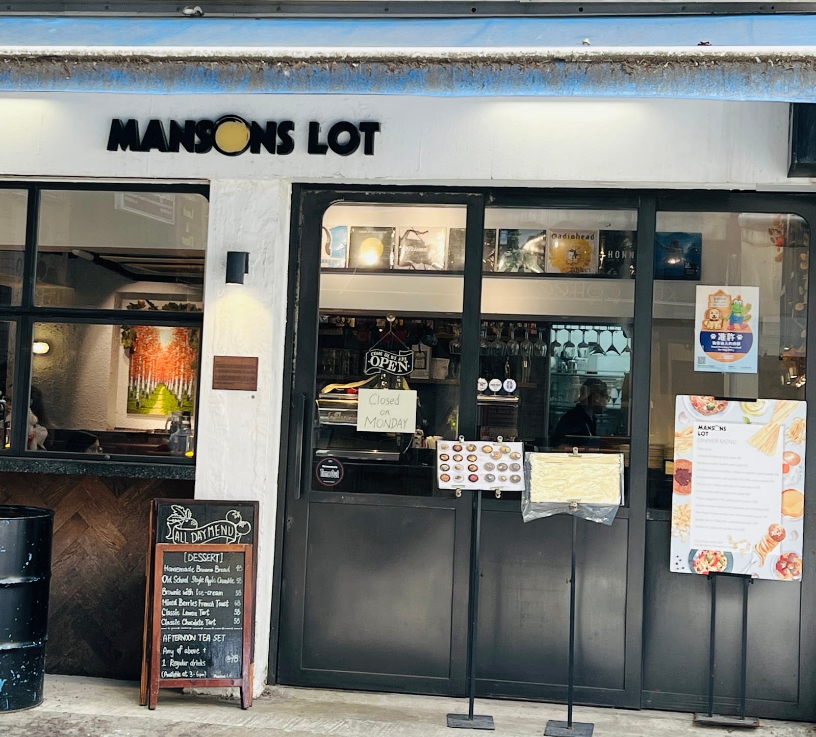 Mansons Lot Coffee House