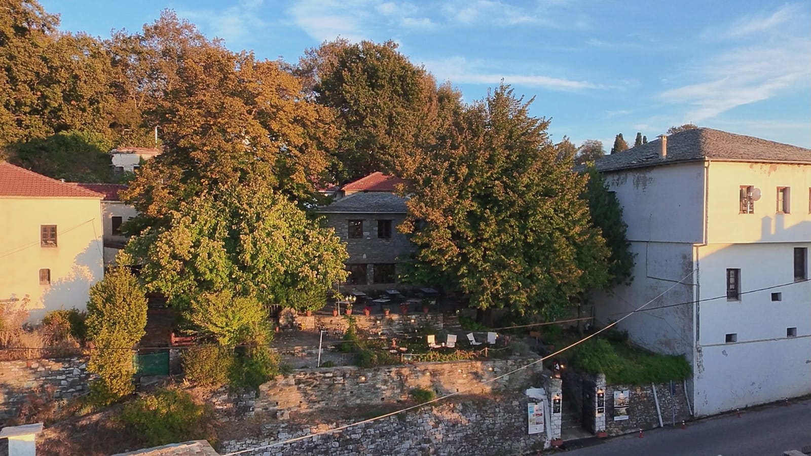Esti Art Pelion