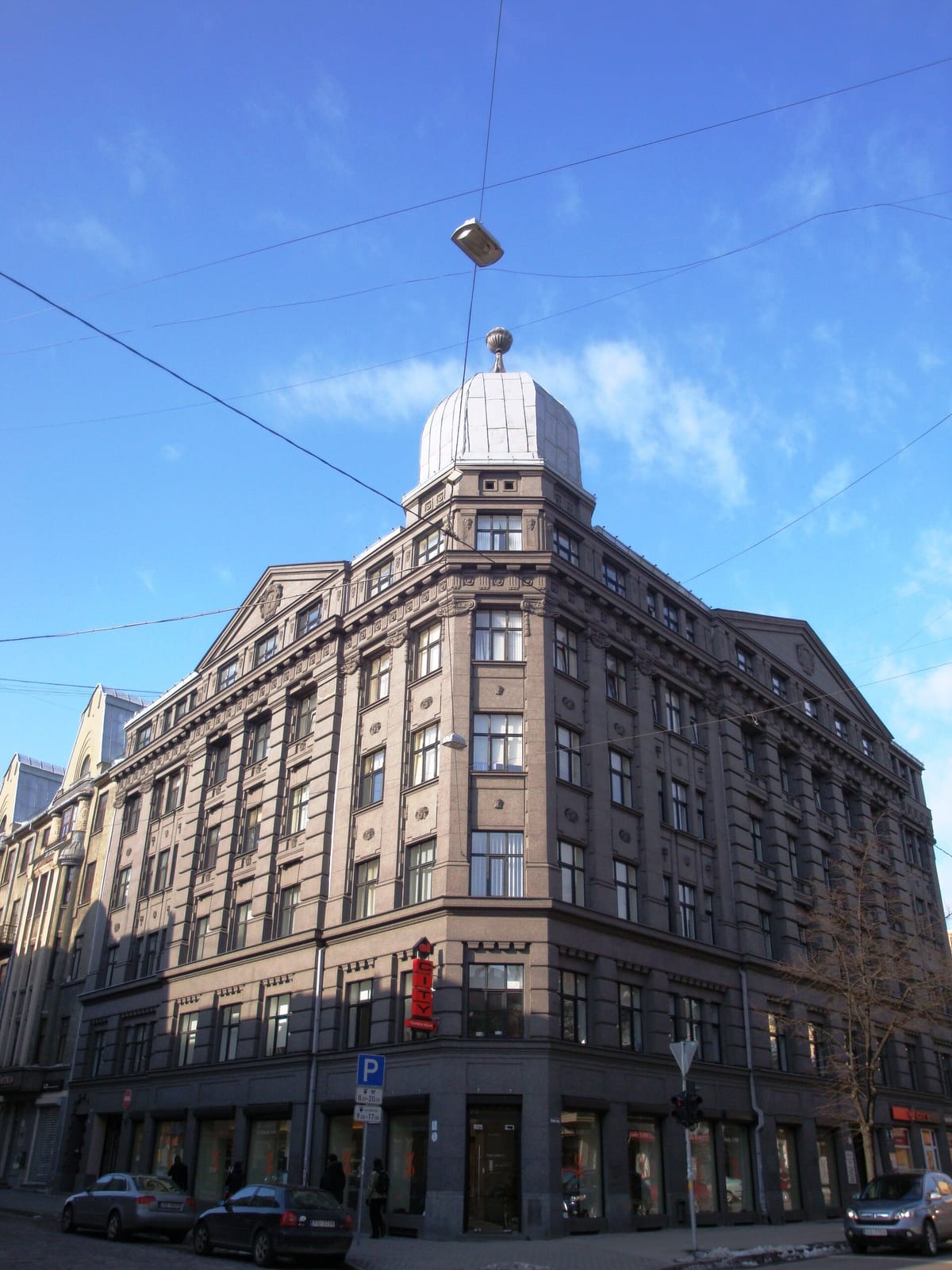Es mīlu kafiju