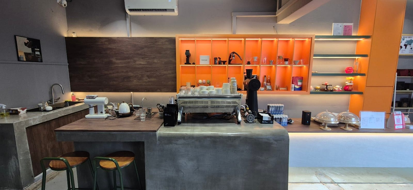 Meet Coffee Roastery