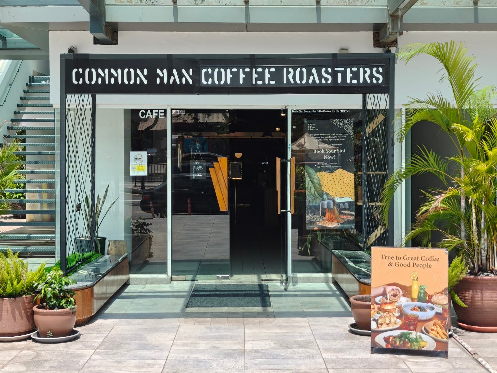 Common Man Coffee Roasters - Kuala Lumpur