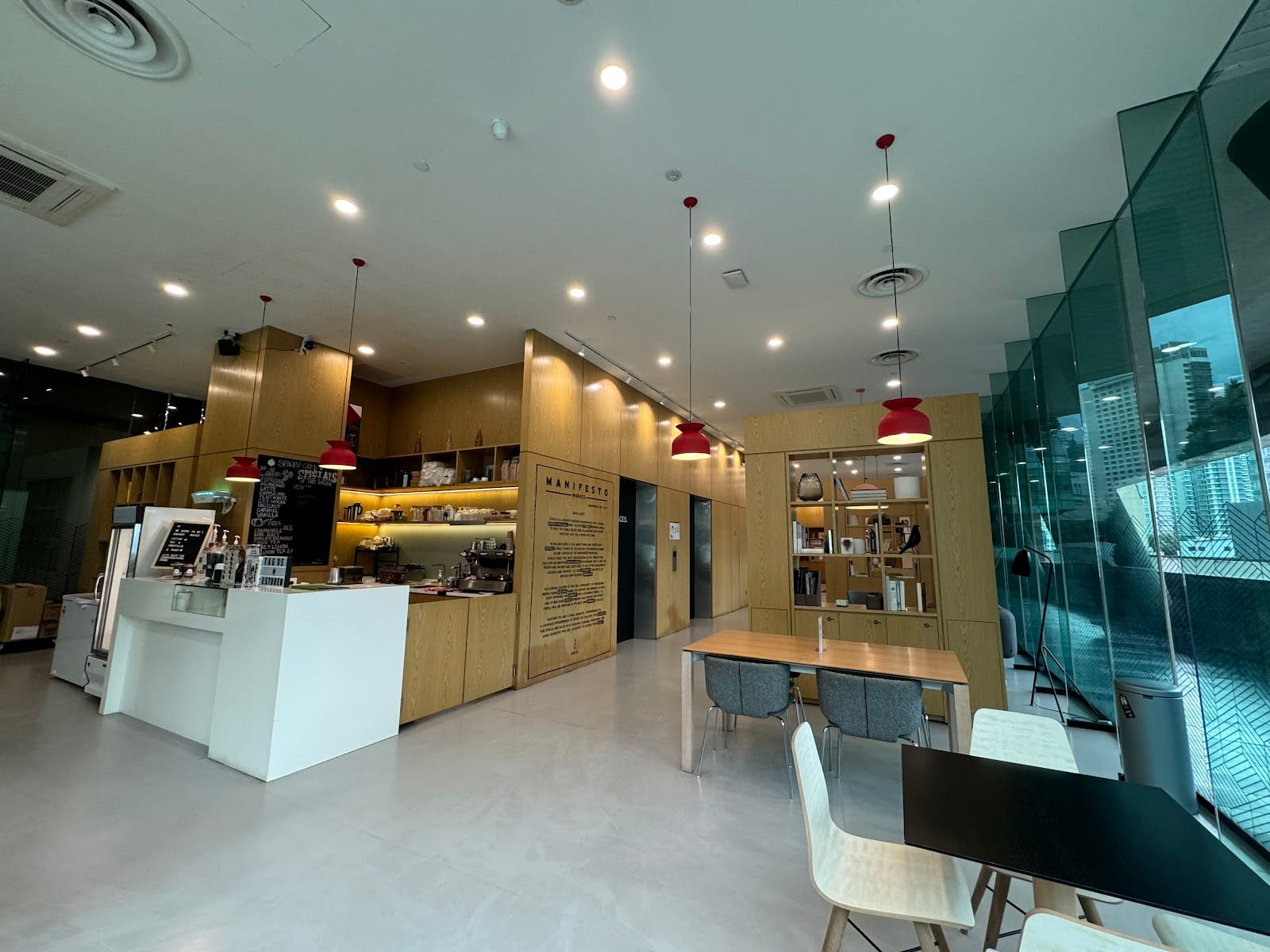 EST BREW (Spaces Platinum Sentral)